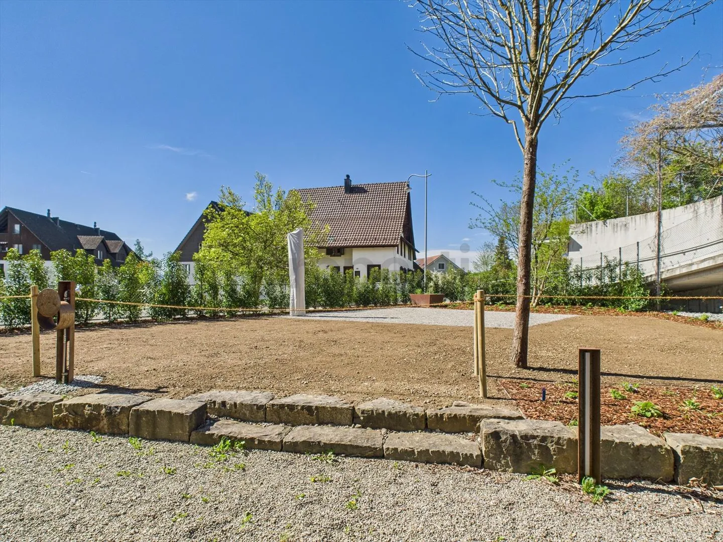 5.5 Zimmer Wohnung  ein einzigartiges Zuhause, das Geschichte und Moderne vereint - Foto 9 von 11