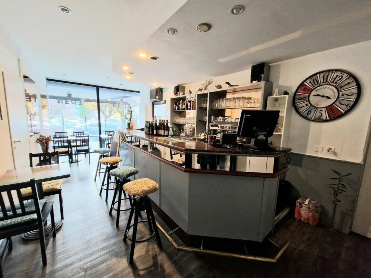 ZU VERKAUFEN IN MINUSIO - GEWERBLICHE IMMOBILIE MIT STUDIOS - Foto 6 von 22