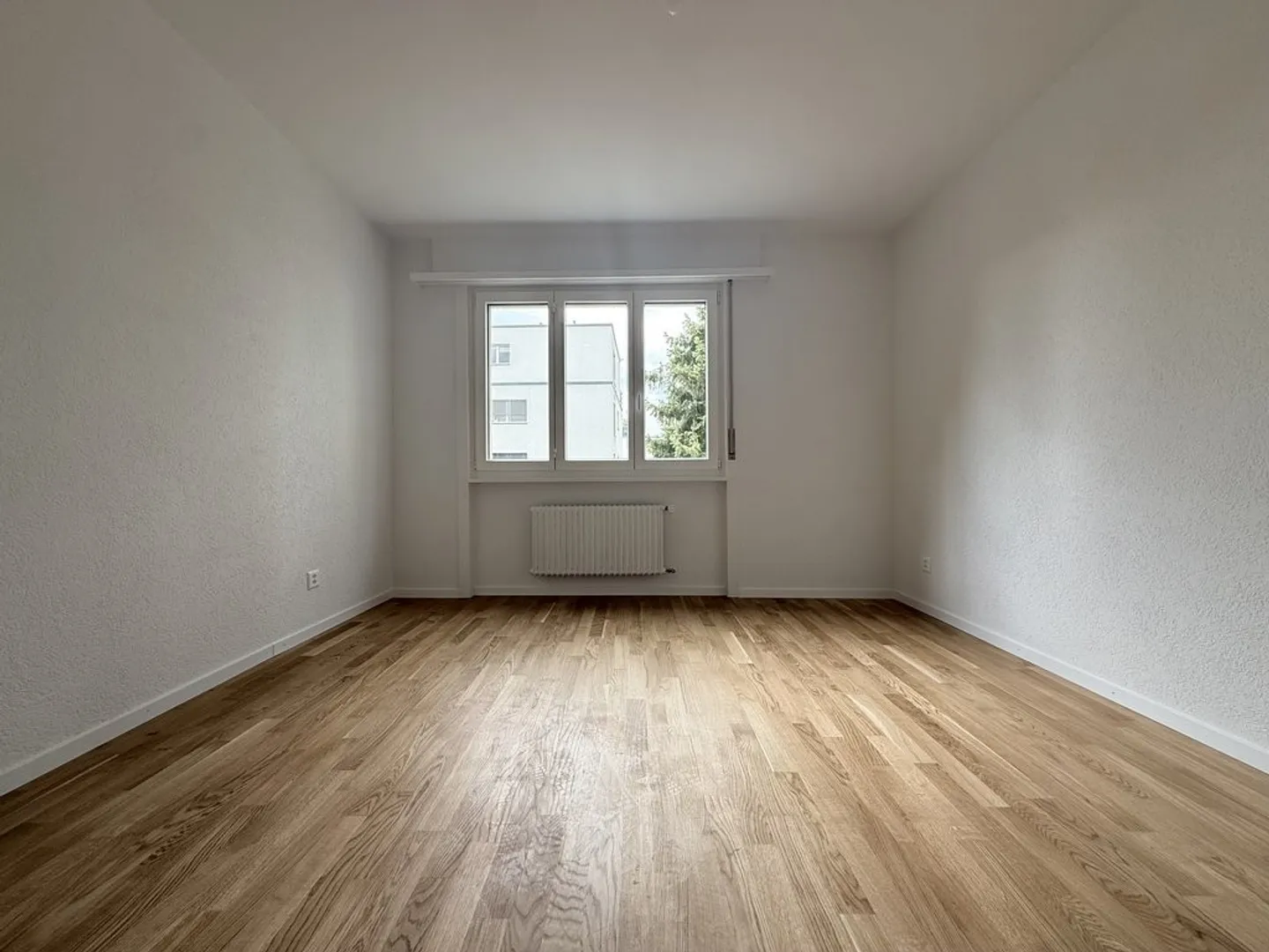 3.5 Room Fully Renovated in the Schoenberg District - Photo 3 of 8