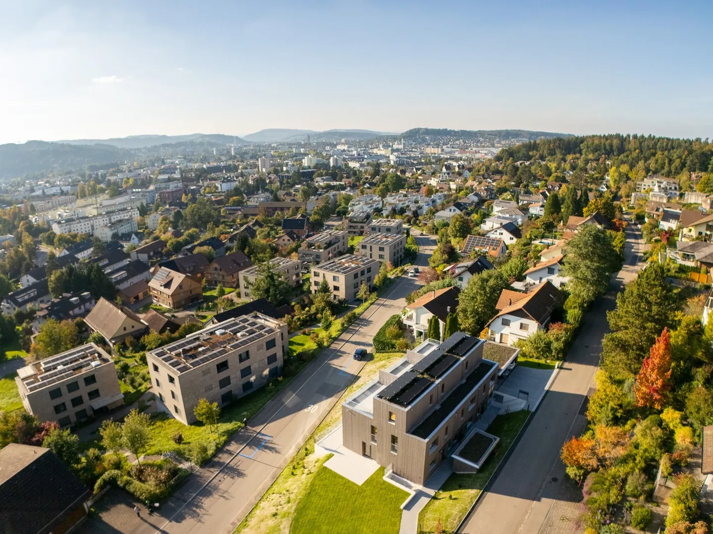 Charmante Familienhäuser - Foto 4 von 17