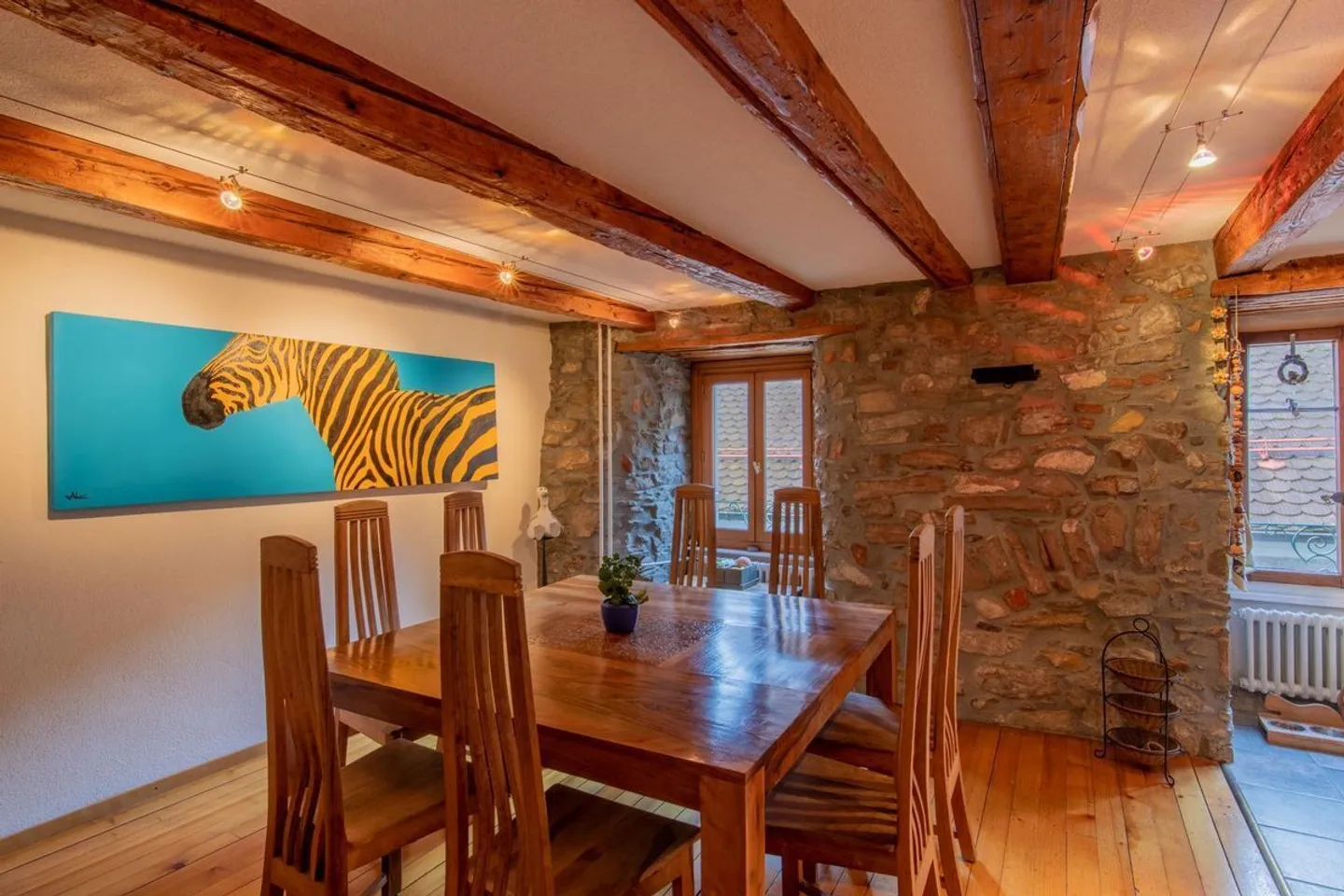 Renovated former winegrower's house with a lot of charm - Photo 11 of 13