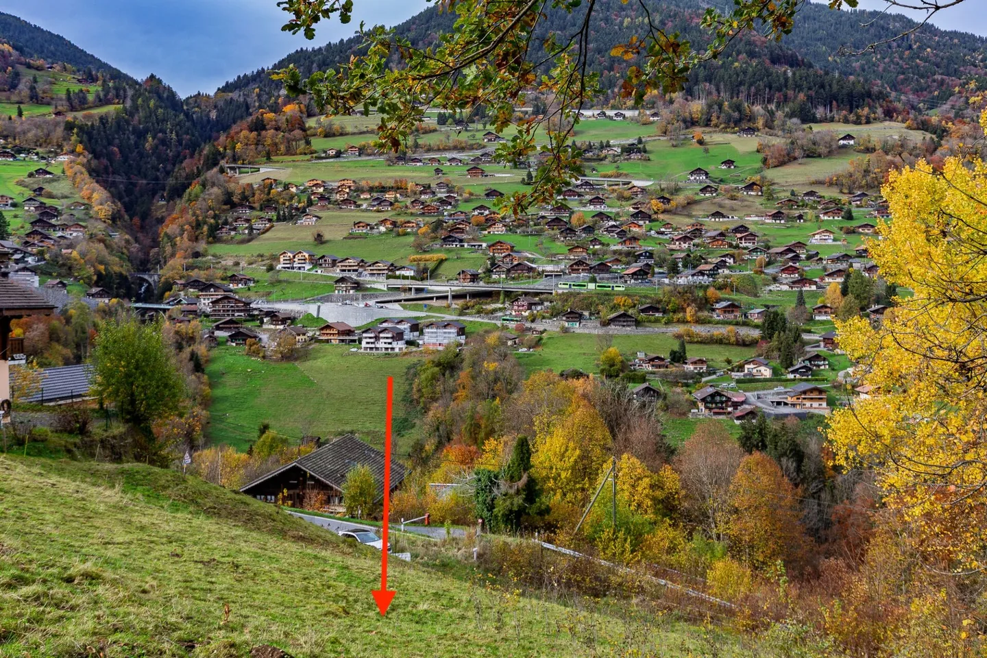Bebaubares Grundstück mit atemberaubendem Blick! - Foto 3 von 12