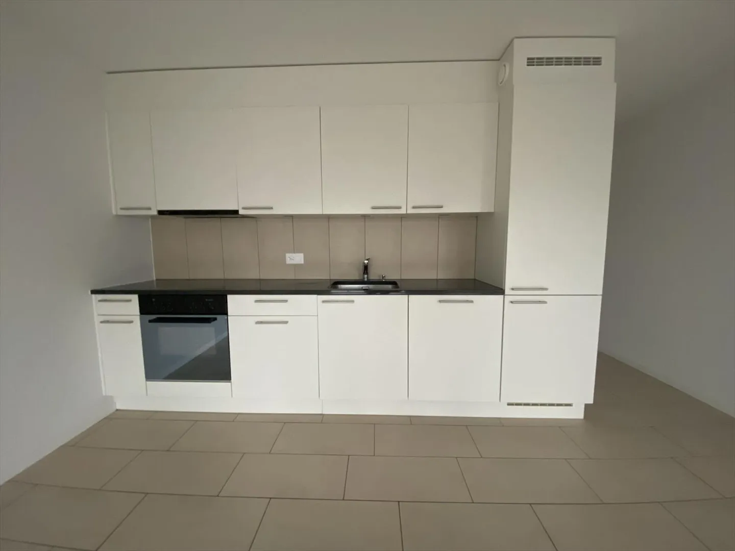 Appartamento con 4,5 stanze e balcone - Foto 3 di 7