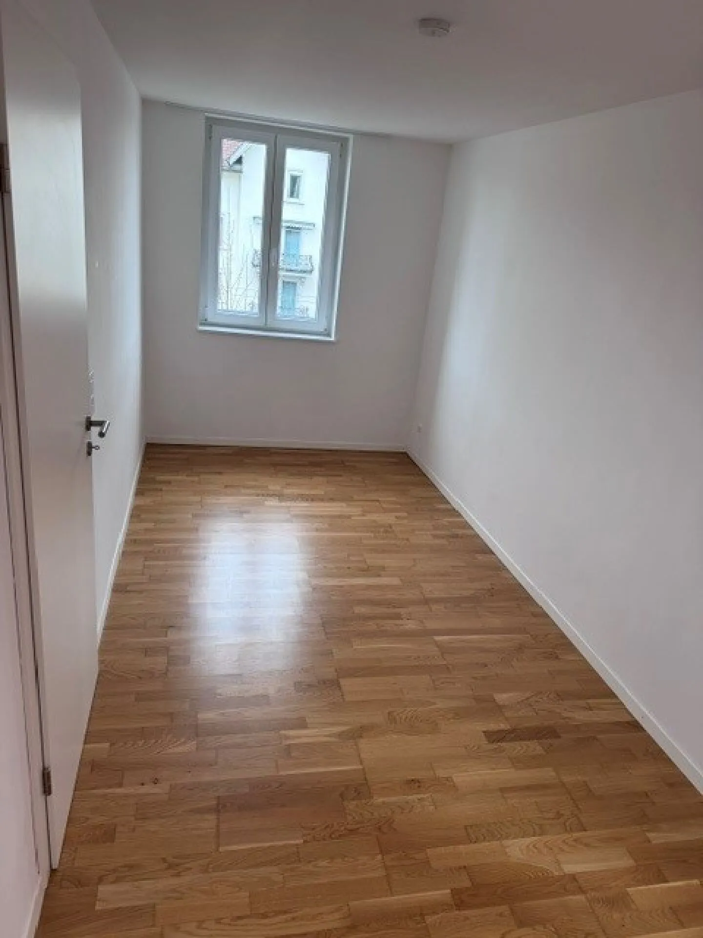 3-room ground floor apartment in a central location - Photo 7 of 9