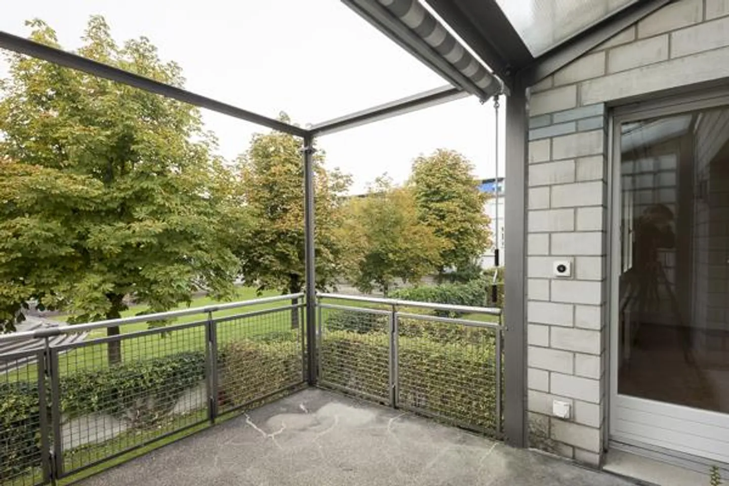 Vivre sur deux étages dans la verdure ! - Photo 10 sur 12