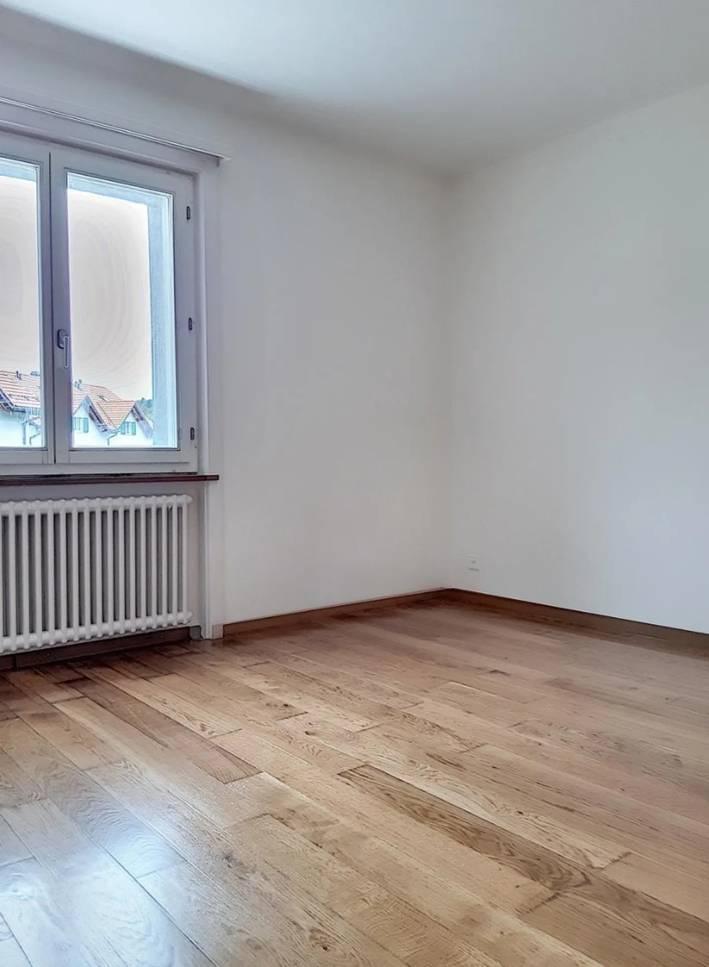 Charming 3.5 Room Apartment - Photo 3 of 7