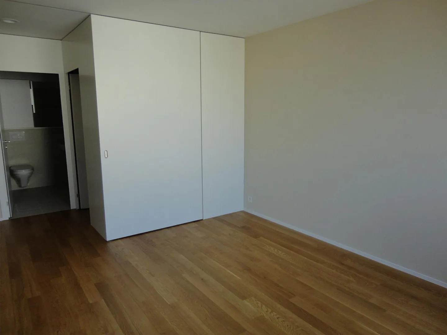 Appartamento di 2,5 locali di alta qualità con loggia - Foto 5 di 6