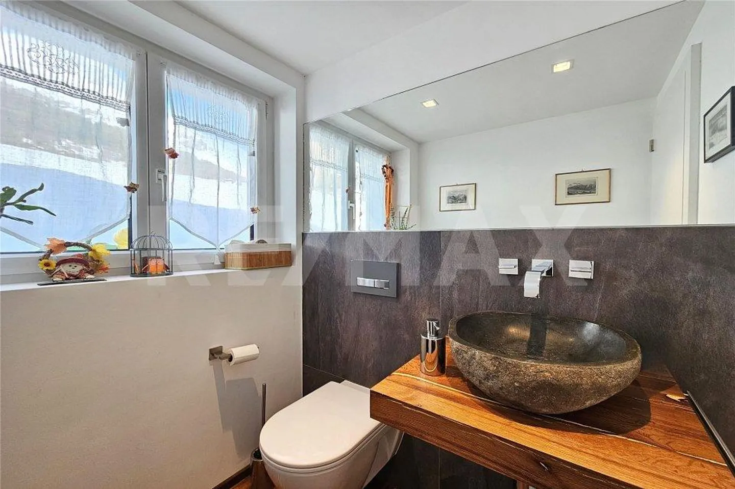 Elegantes Einfamilienhaus in Leukerbad - Foto 8 von 13