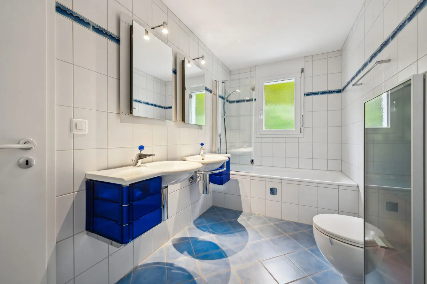 «Einfamilienhaus mit modernster Technik in familienfreundlicher Umgebung» - Foto 8 von 13