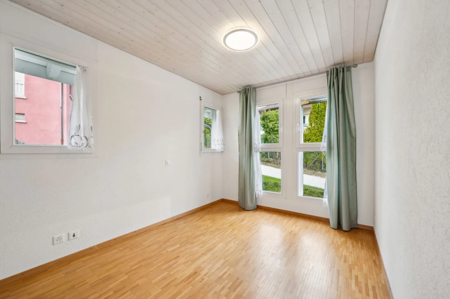 «Einfamilienhaus mit modernster Technik in familienfreundlicher Umgebung» - Foto 11 von 13