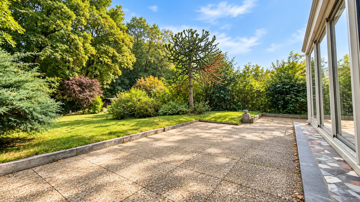 Raro appartamento di 5 stanze con giardino privato di 500 m² - Foto 1 di 10