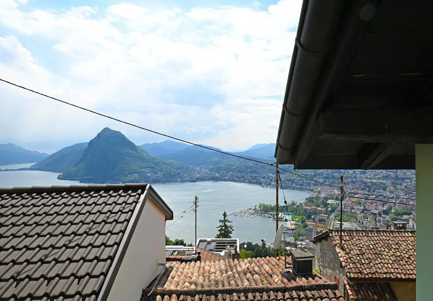 STUNNING LAKE VIEW HOUSE FOR RENT - Photo 18 of 23