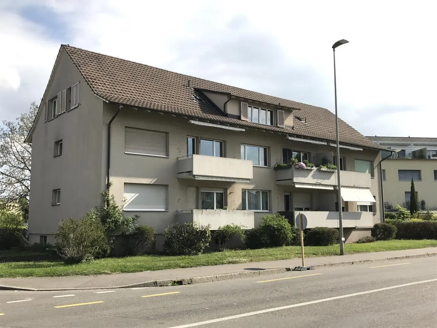 Attic with many possibilities - Photo 1 of 4