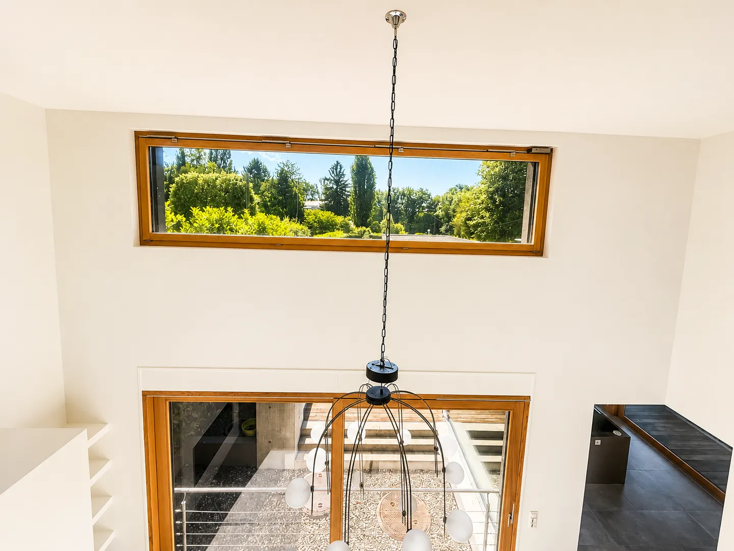 10-Zimmer-Haus - Foto 2 von 2