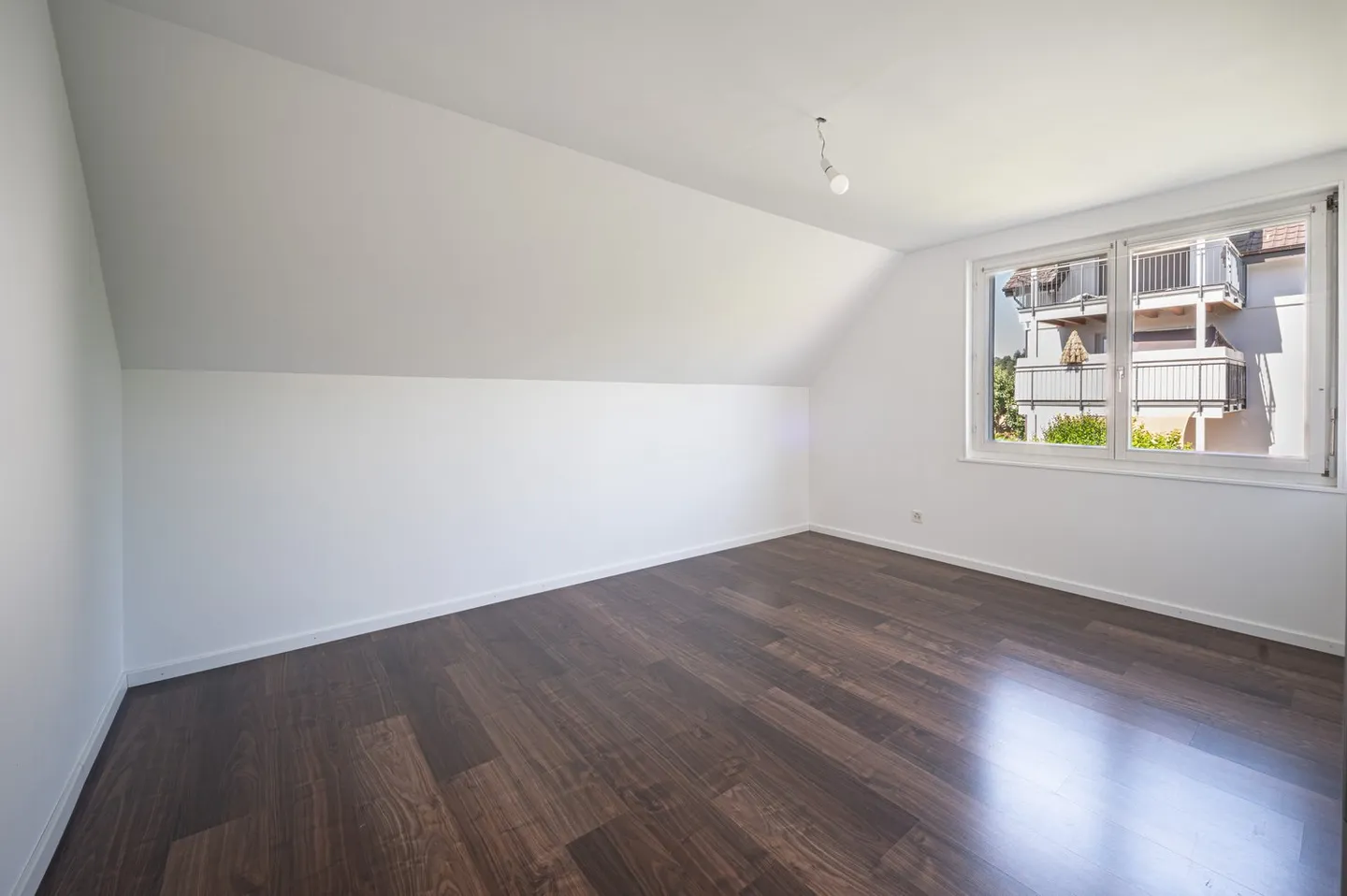 Spacious Single-Family Home with Plenty of Surroundings and Expansive Garden - Photo 11 of 13
