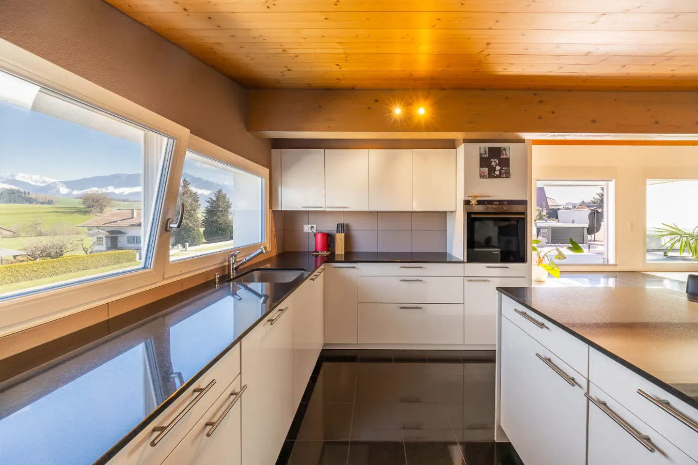 Rare à la vente : attique en duplex avec vaste terrasse - Photo 9 of 13