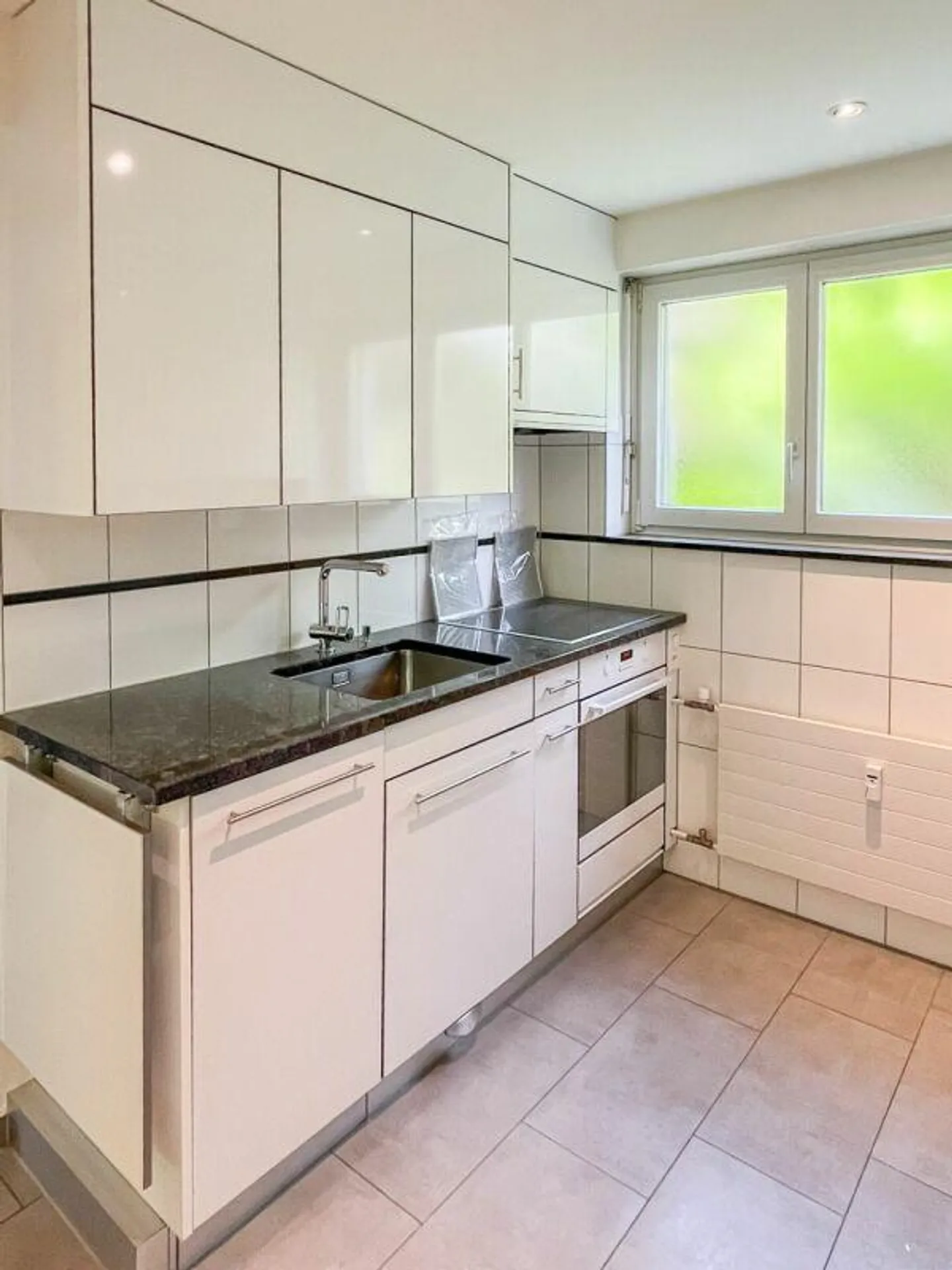 Charmante appartement 3.5 pièces, St. Fiden - Photo 2 sur 8