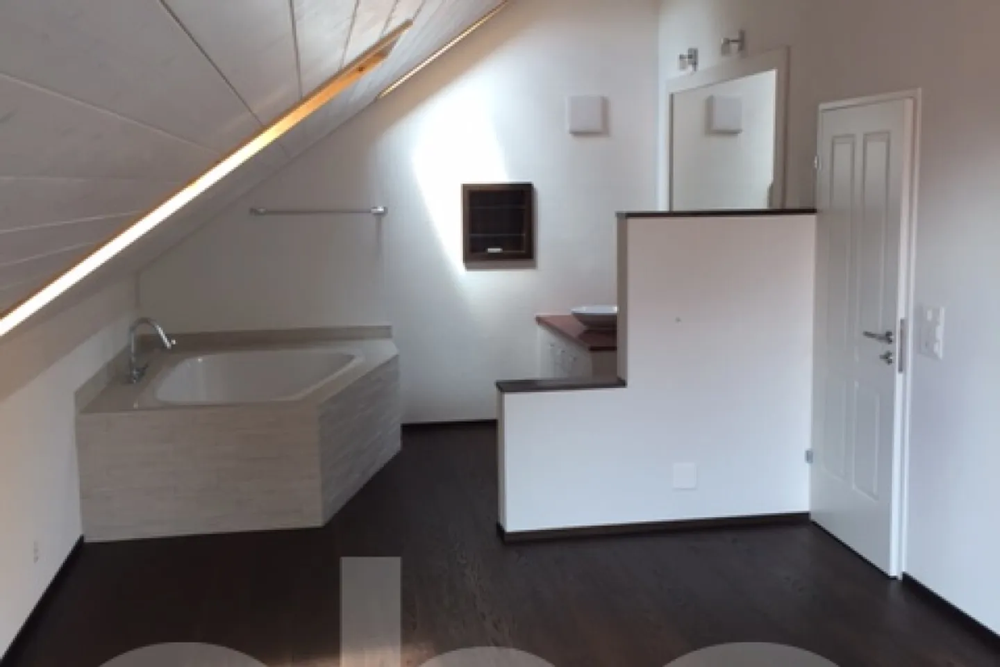 Appartamento attico esclusivo con vista a Kerzers - Foto 7 di 13
