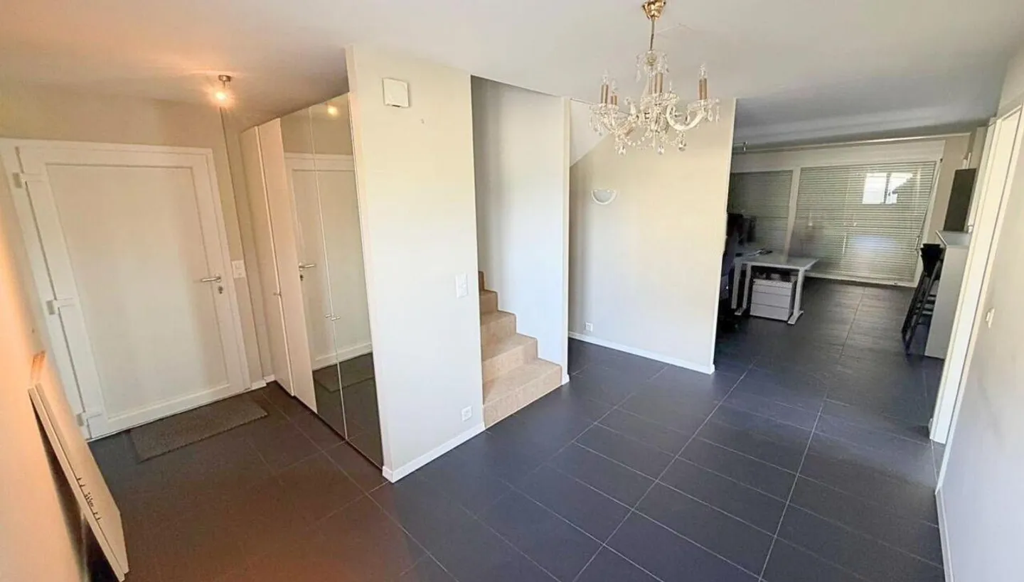 For rent - Duplex office space in Perroy - Photo 3 of 7