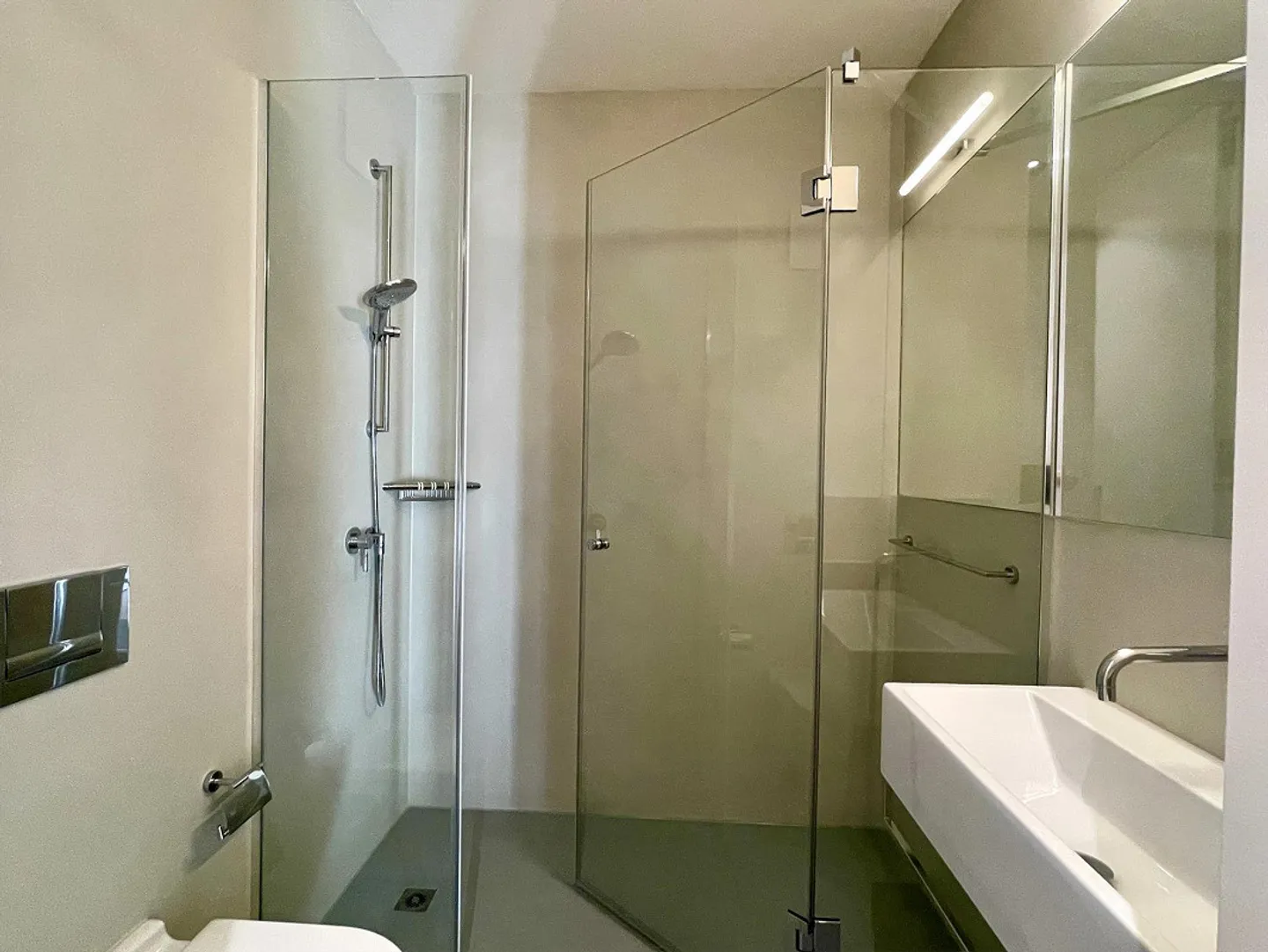 Exklusive 5-Zimmerwohnung im Gellertquartier - Foto 11 von 14