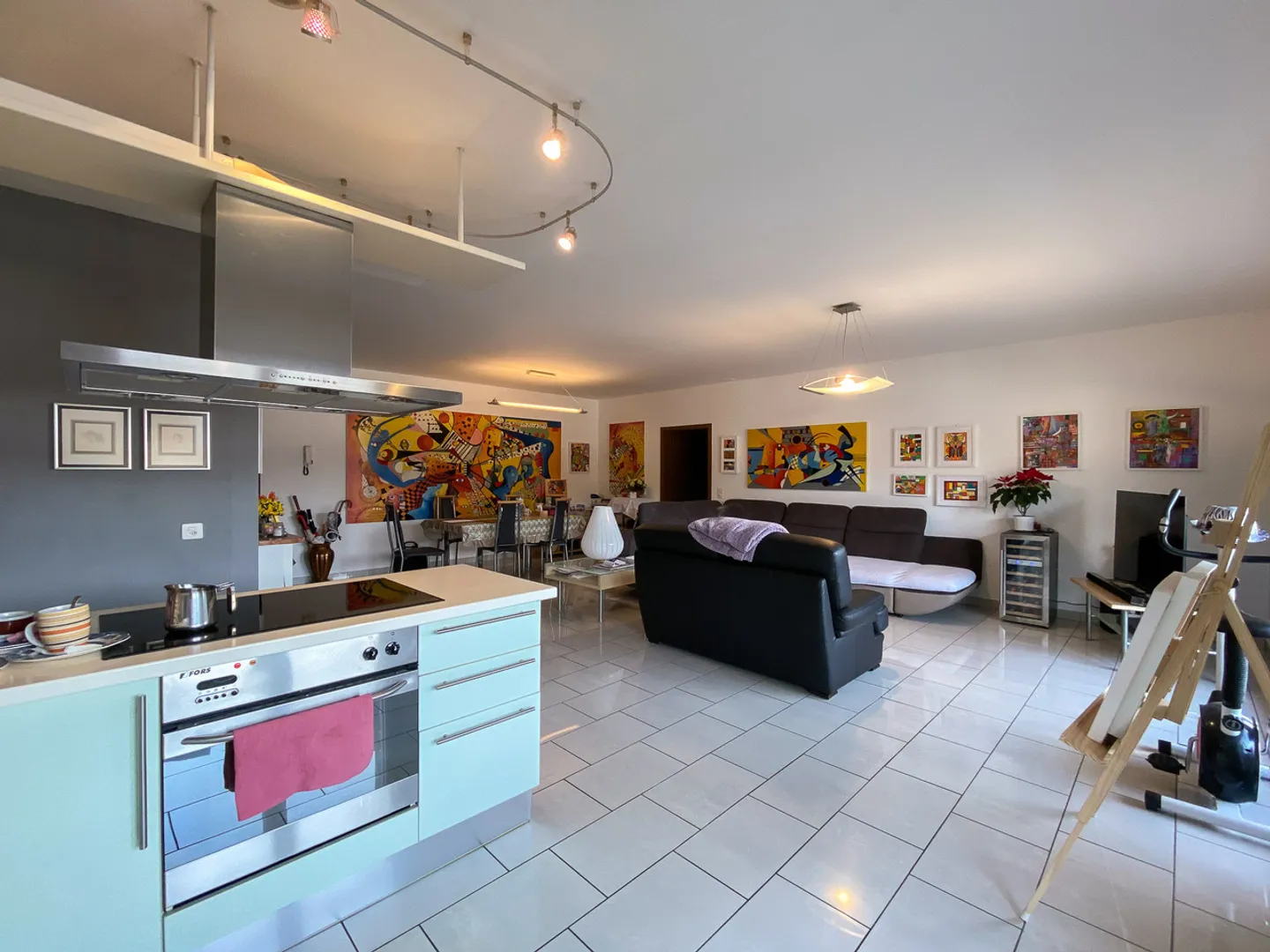 2.5 locali con ampio soggiorno e terrazzo - Foto 1 di 5