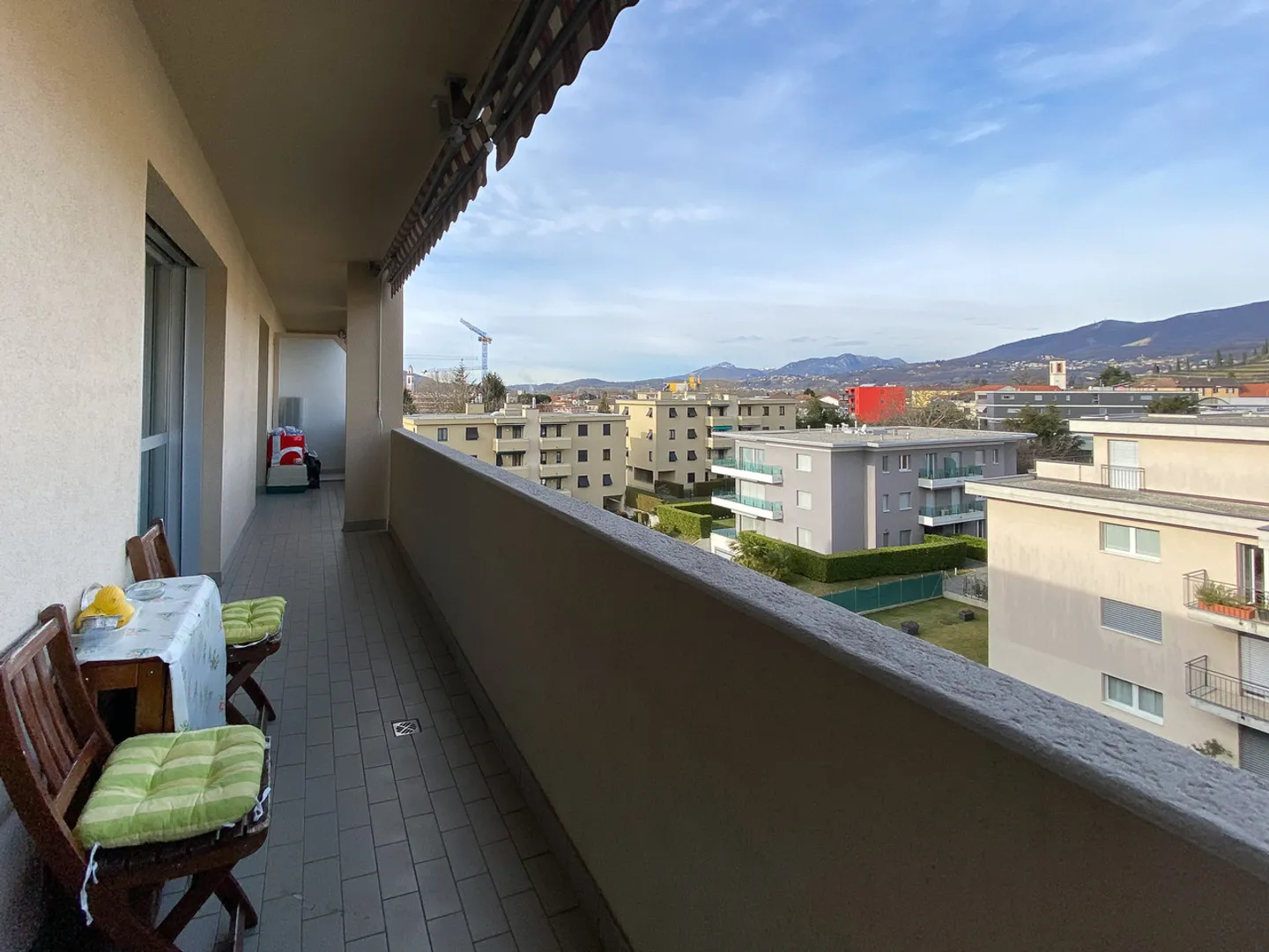 2.5 locali con ampio soggiorno e terrazzo - Foto 4 di 5