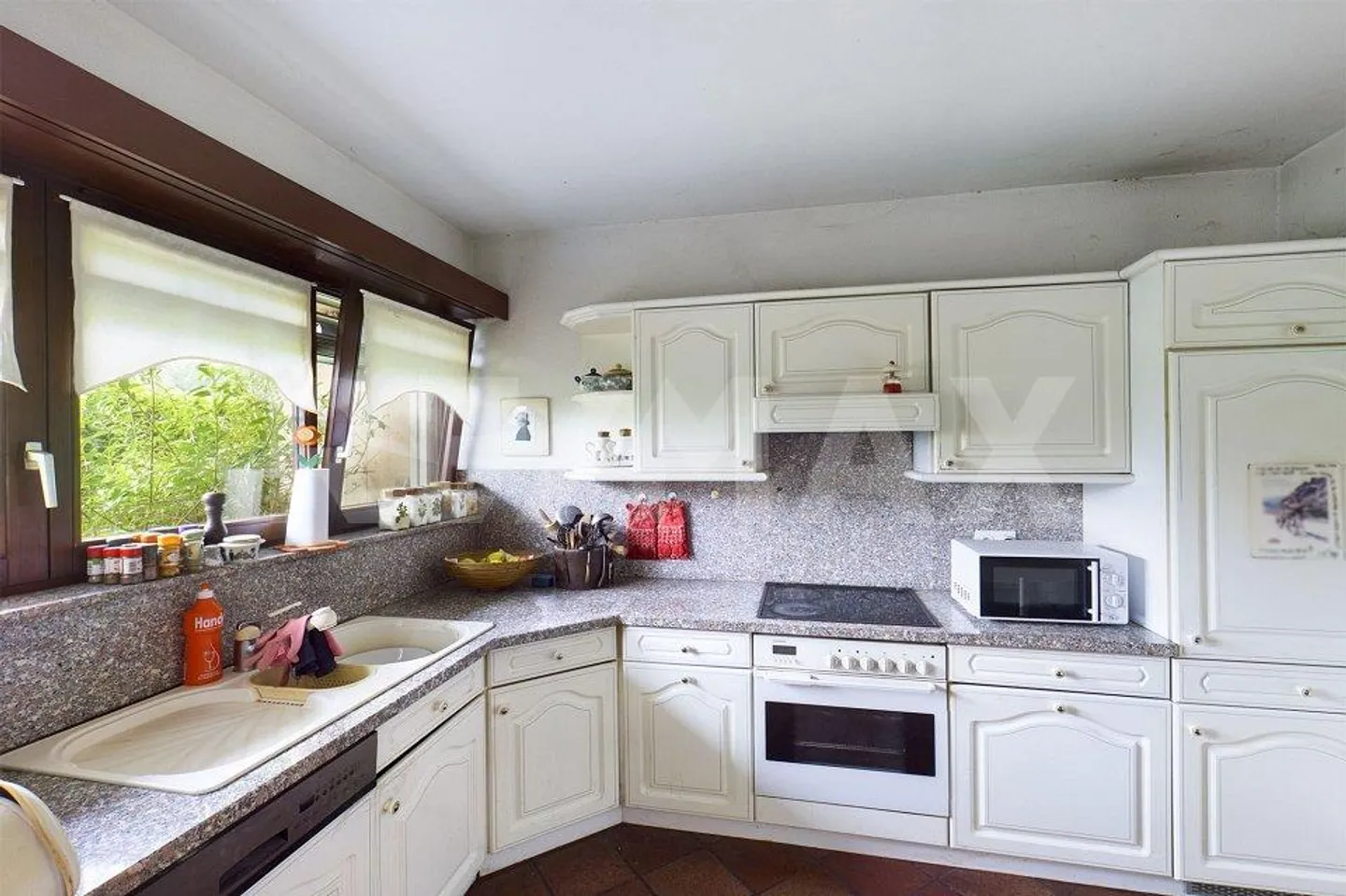 Ferienhaus mit grossen Räumen, nur ein paar Schritte vom See entfernt! - Foto 10 von 13