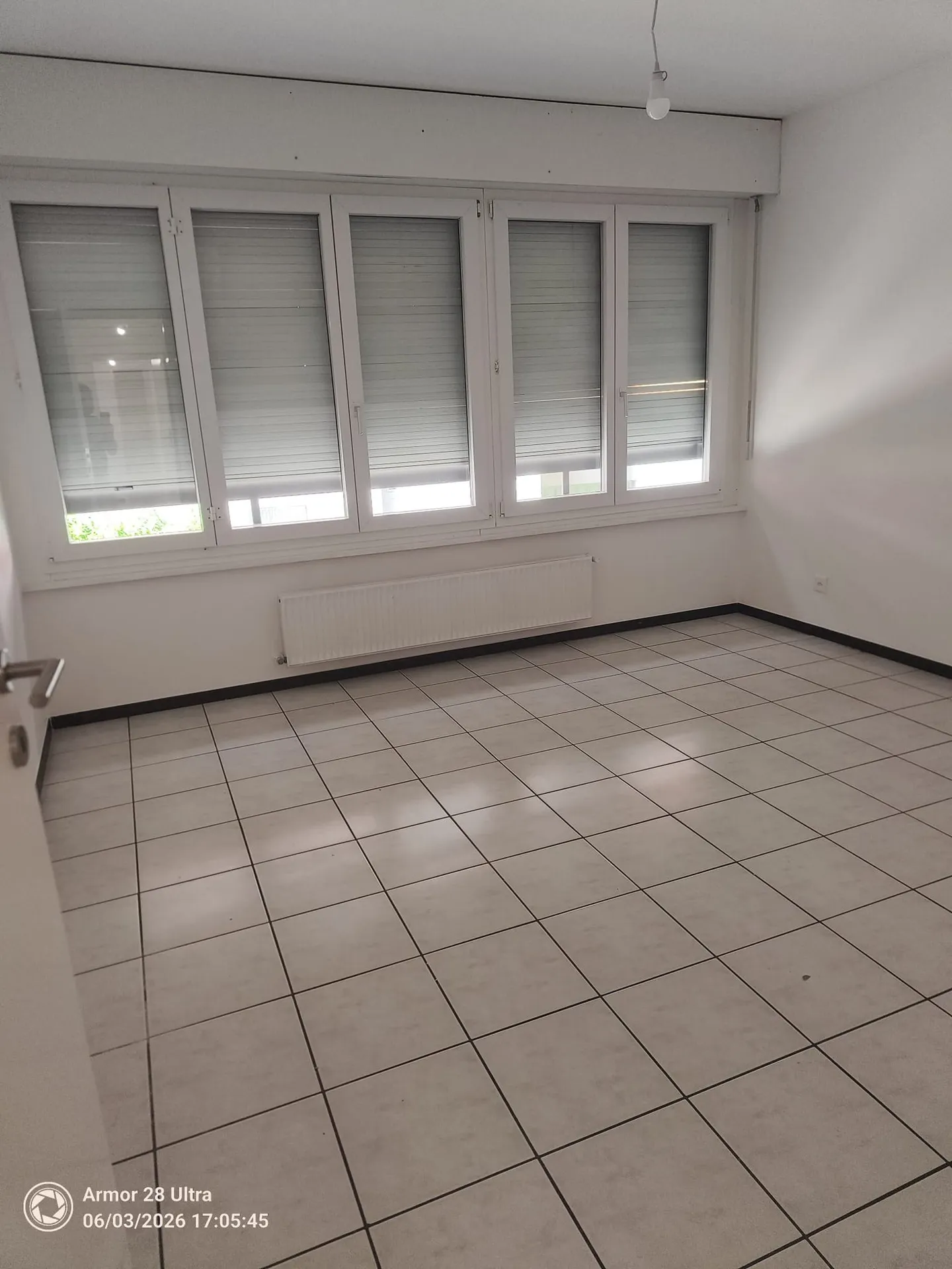 Helle 5-Zimmer-Wohnung in Chiasso - Foto 4 von 5