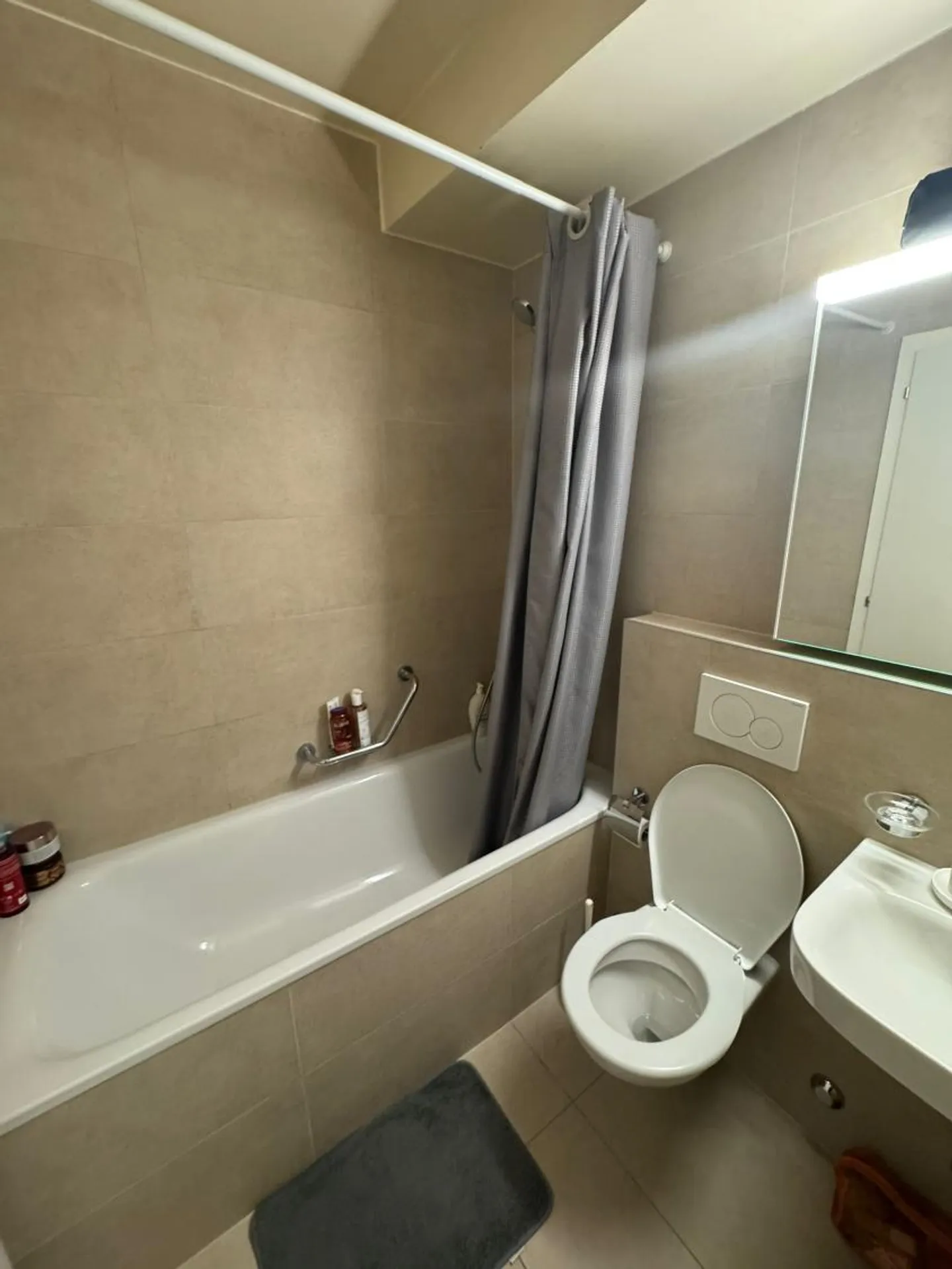 Appartement Charmant à Genève - Photo 2 sur 6