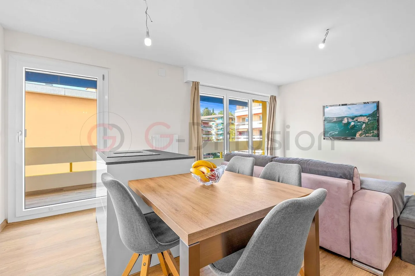 Appartamento affascinante di 3,5 stanze con balcone e vista lago - Foto 7 di 9