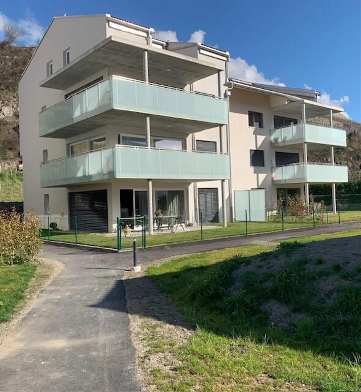 «Schöne 3,5-Zimmer-Wohnung im Erdgeschoss mit Terrasse und kleinem Garten» - Foto 3 von 8