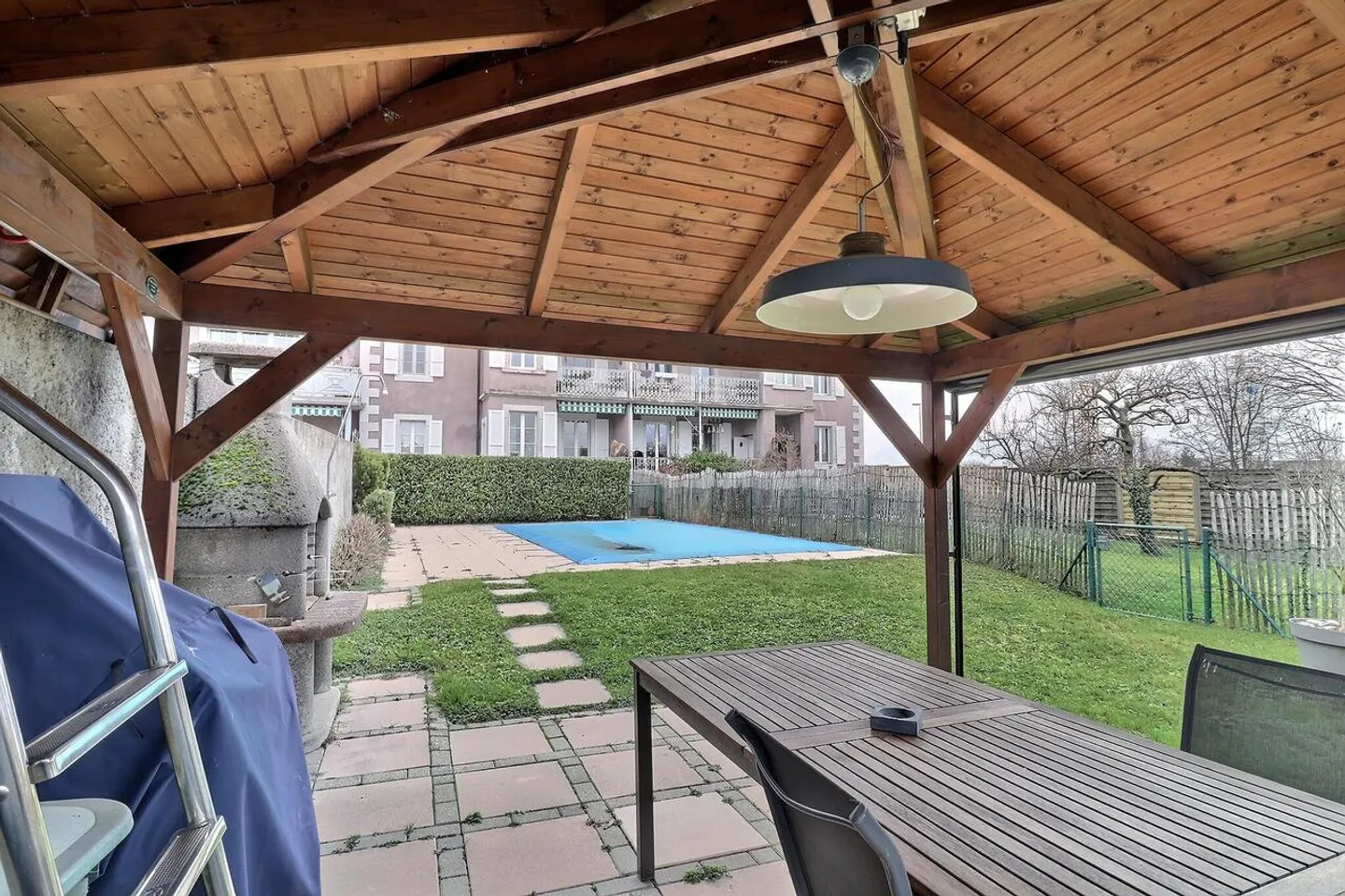 Superbo appartamento in viager occupato senza affitto con piscina e vista lago - Foto 16 di 18