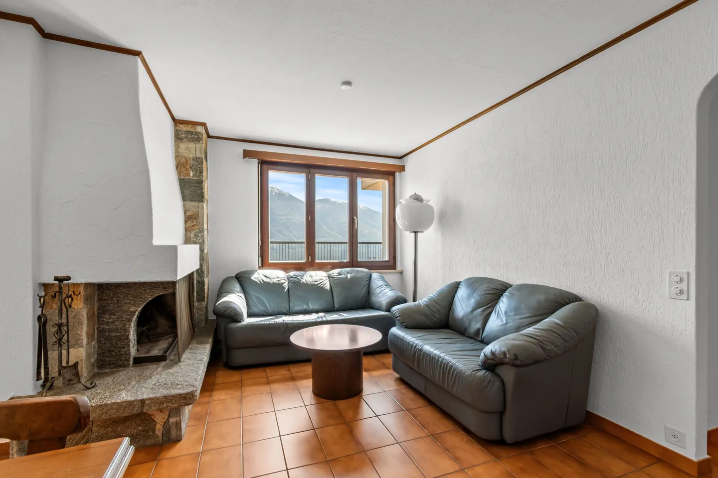 Magnifique maison jumelée de 8,5 pièces avec piscine et vue imprenable - Photo 21 sur 28