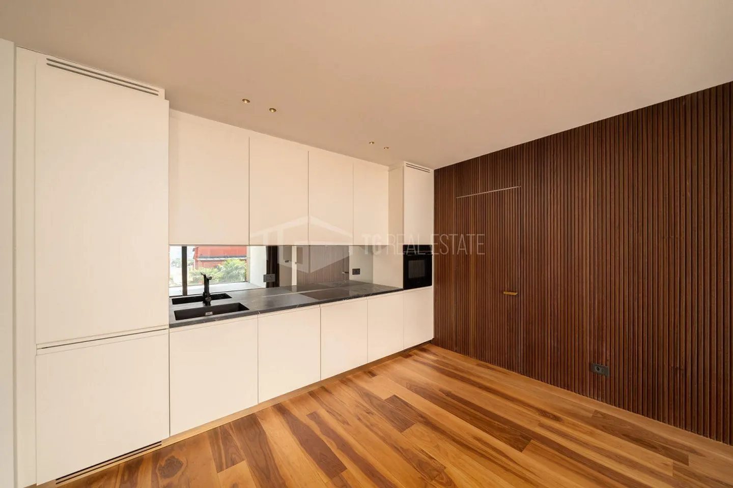 ELEGANTES 3.5-ZIMMER-WOHNUNG IN RUHIGER LAGE - Foto 2 von 15