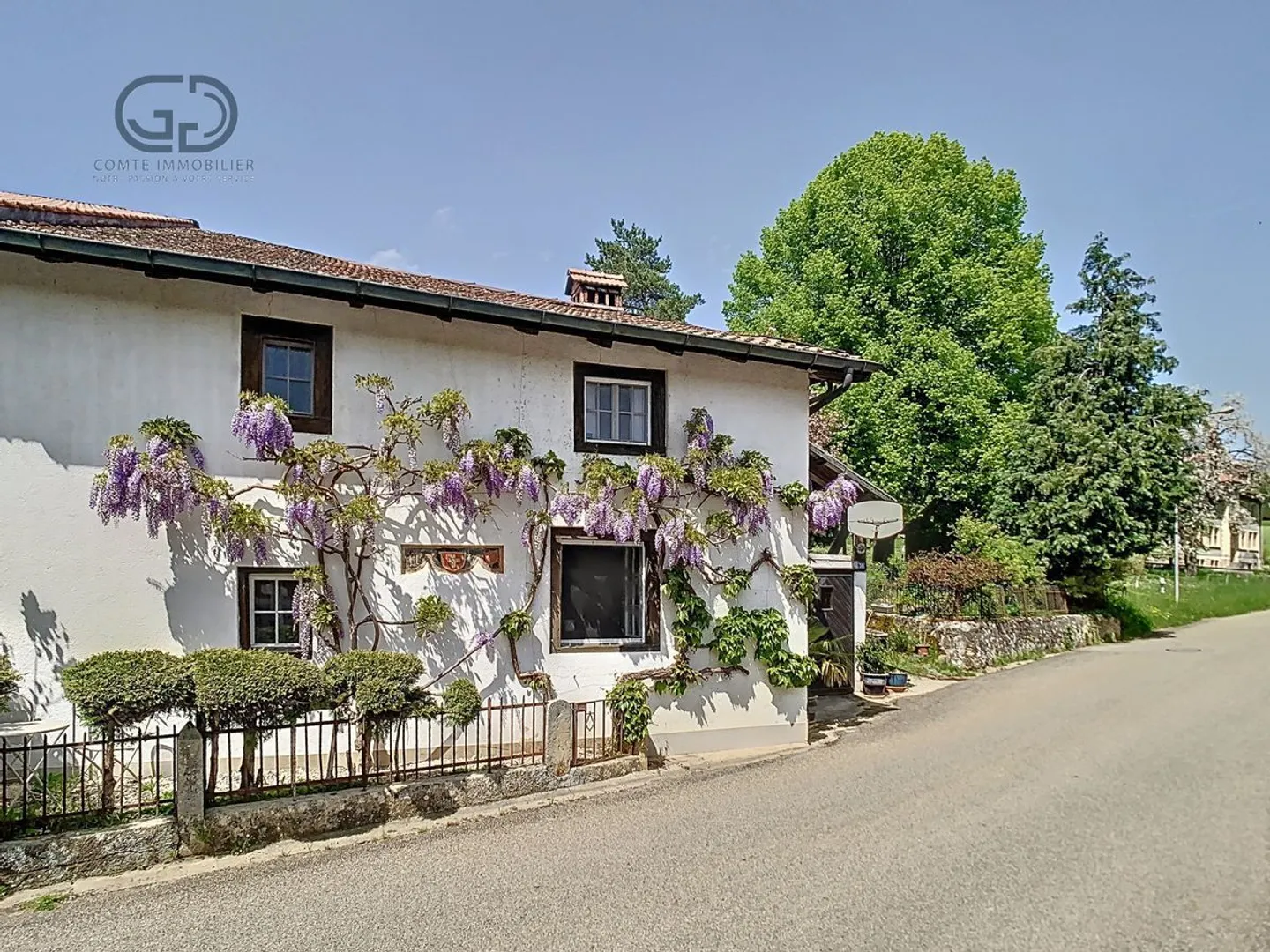 Rustic house and bucolic setting in Epauvillers - Photo 1 of 13