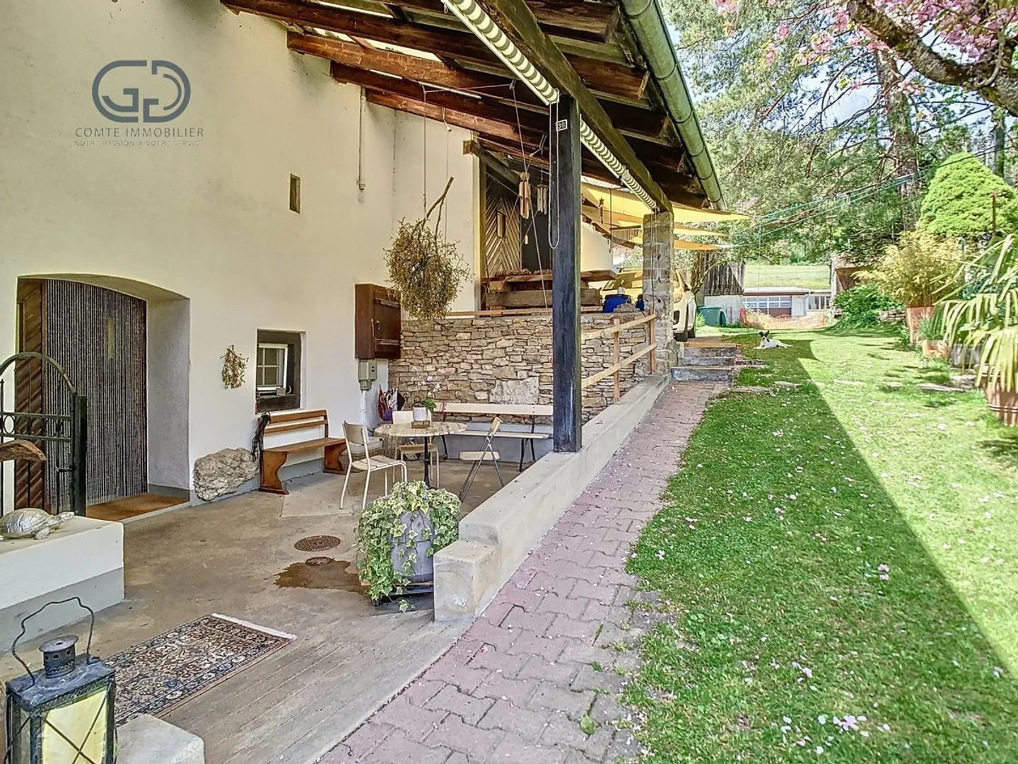 Rustic house and bucolic setting in Epauvillers - Photo 2 of 13