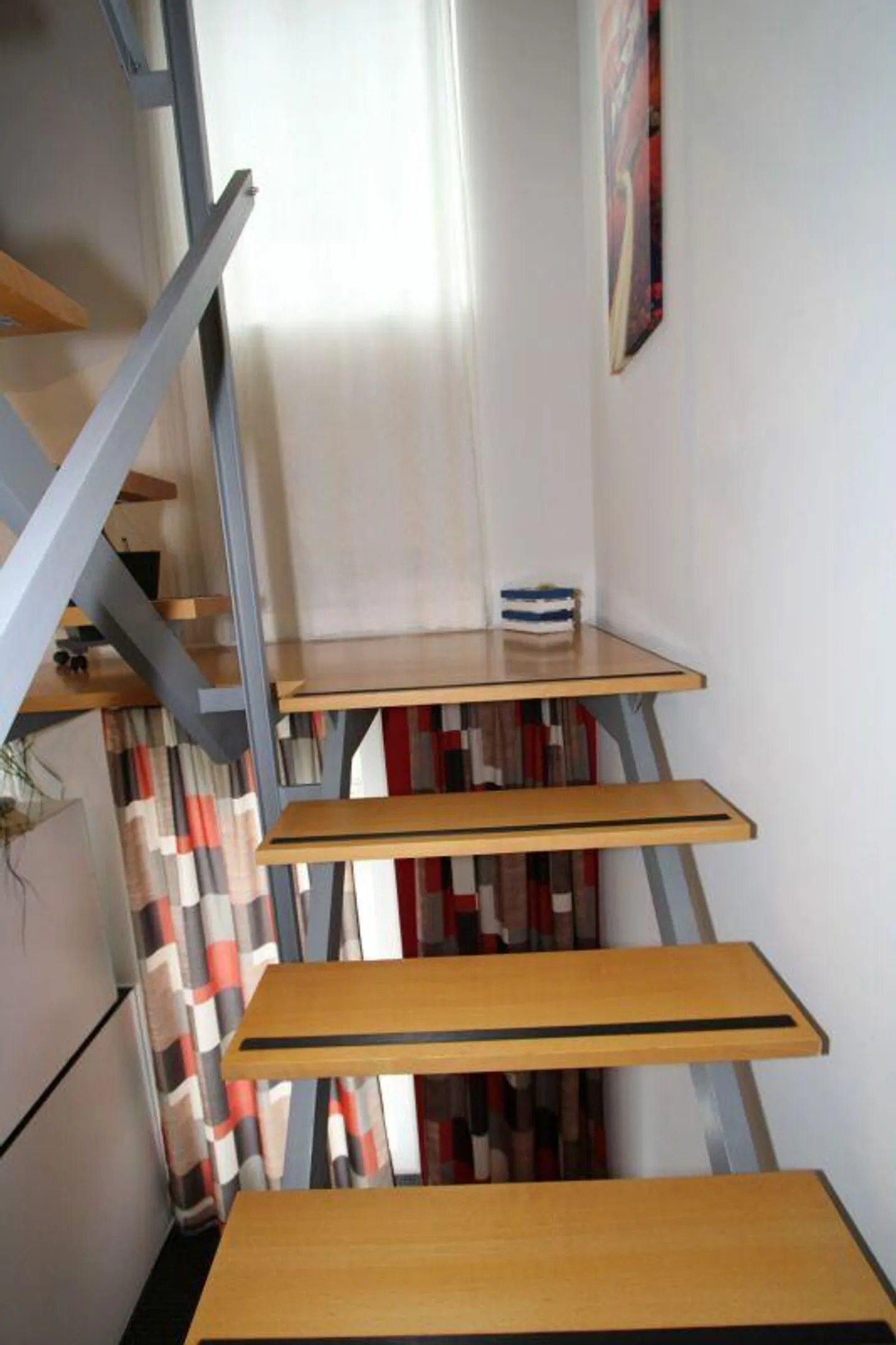 Charming Townhouse - Photo 11 of 12