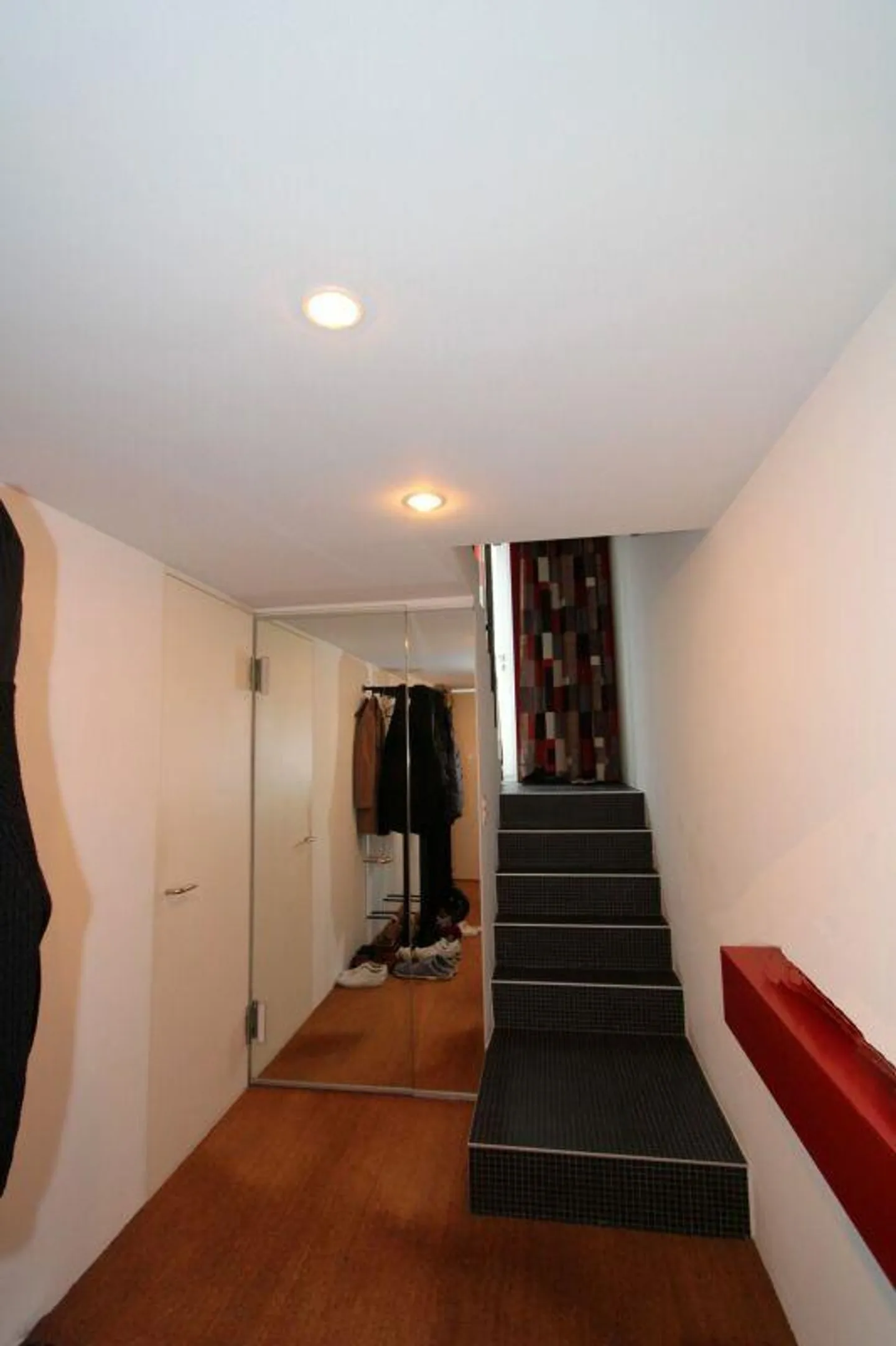 Charming Townhouse - Photo 12 of 12