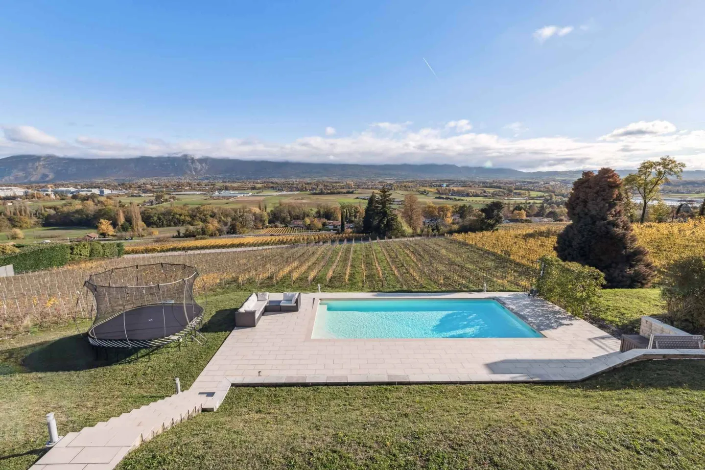Charmante Villa mit Pool und Weinblick - Foto 10 von 12
