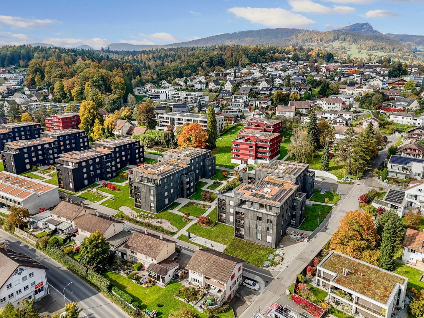 Penthouse apartment with breathtaking views - Photo 3 of 12