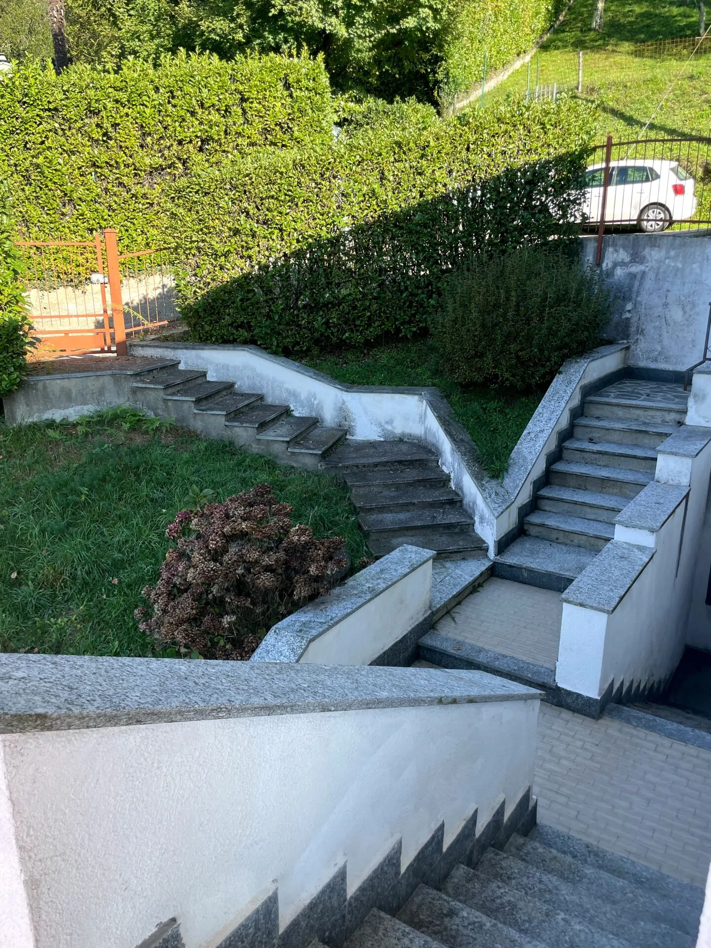 Villa, 6 pièces / 240 m2 avec vue magnifique sur le lac - Photo 9 sur 10