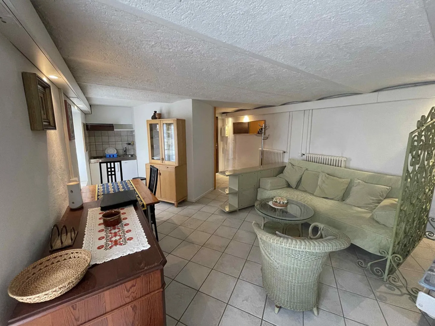 Bel appartement de 1,5 pièce avec jardin au centre - Photo 2 sur 11