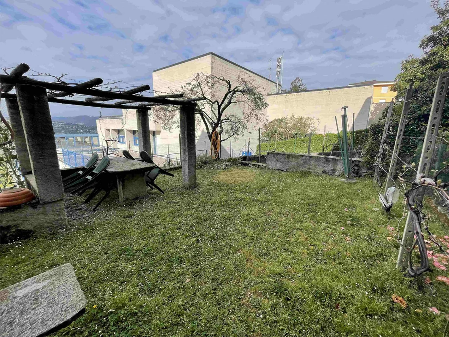Bel appartement de 1,5 pièce avec jardin au centre - Photo 11 sur 11