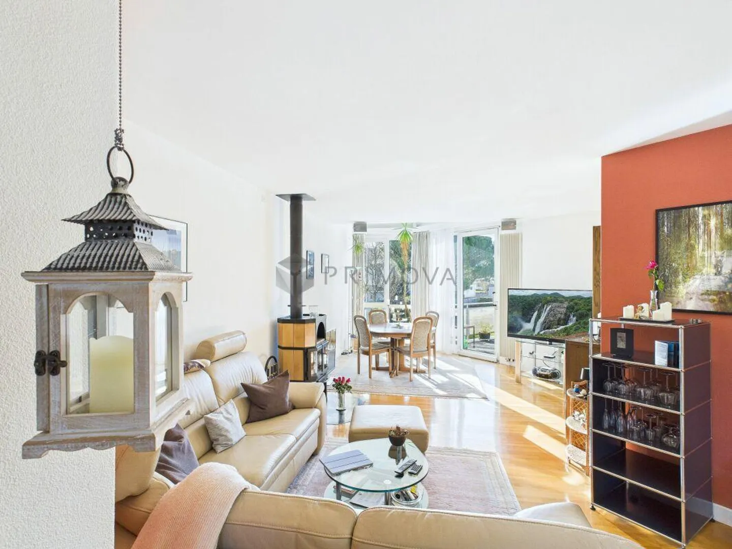 Charming 4.5 Room Attic Apartment in Prime Location in Gümligen - Photo 1 of 10