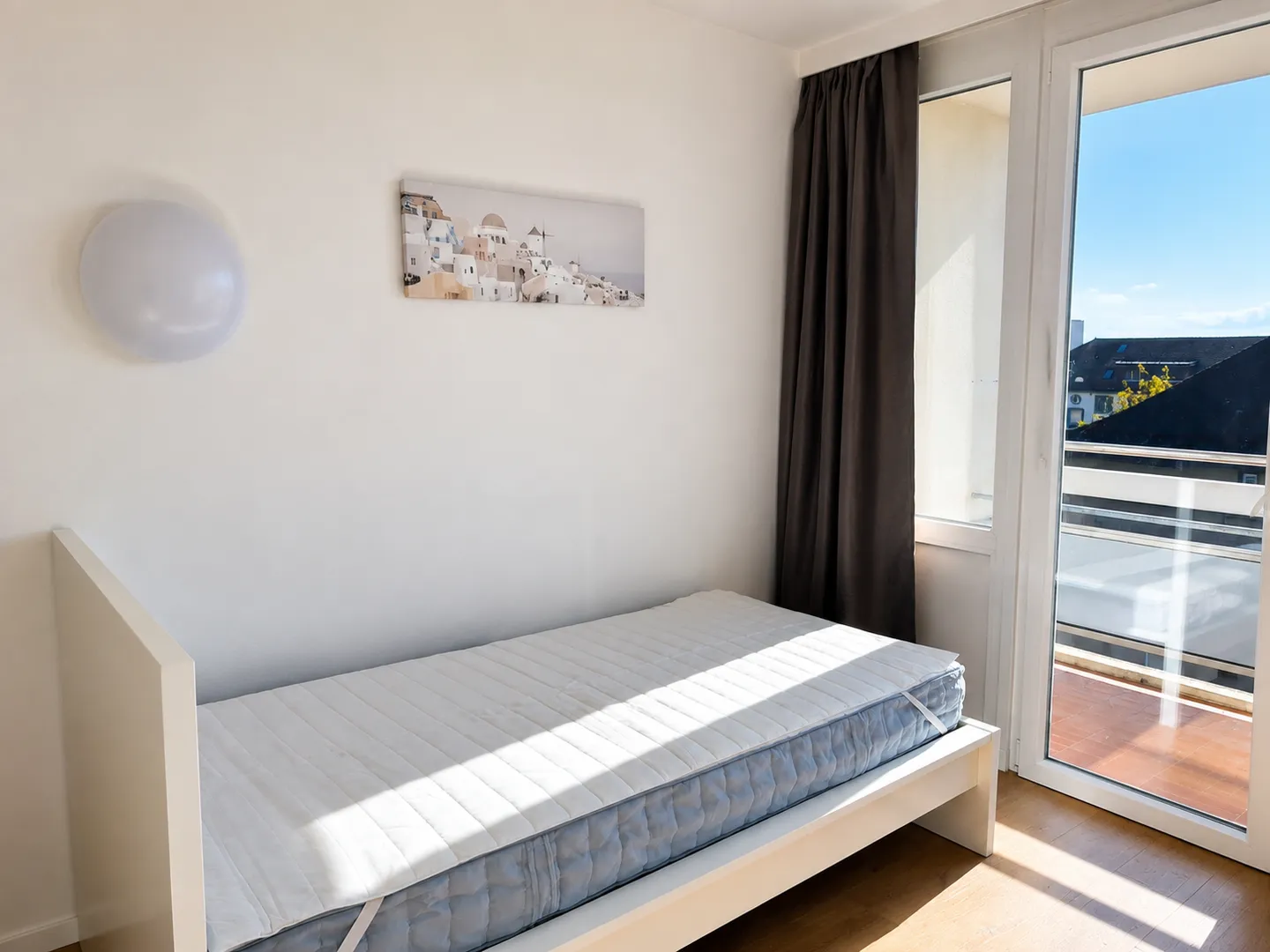 CHF 1’670.– | Möbliertes Studio 1,5 Zimmer mit Balkon – Lausanne - Foto 2 von 3