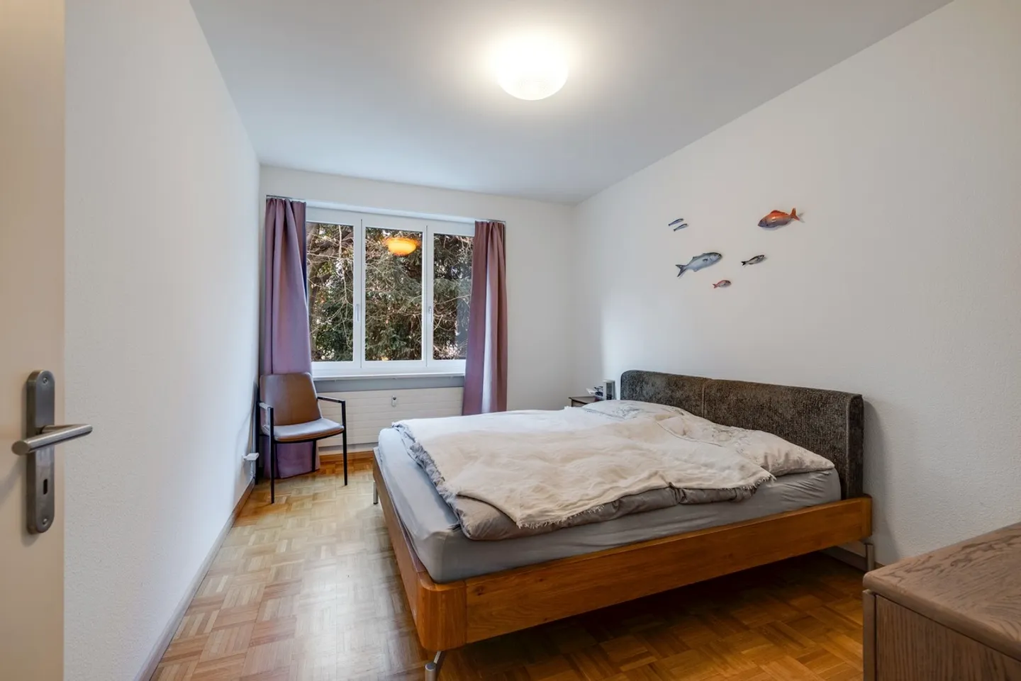 Proprietà spaziosa con seminterrato versatile - Foto 11 di 15