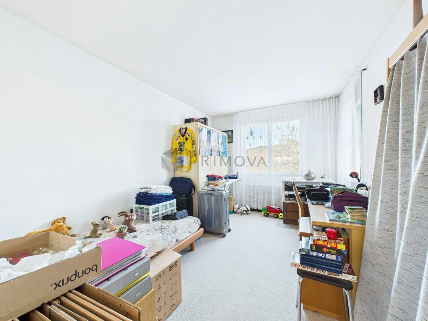 Charming 4.5 Room Attic Apartment in Prime Location in Gümligen - Photo 6 of 10