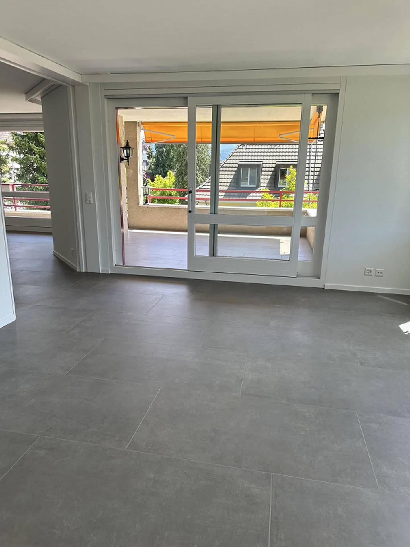 Attractive Living with a View in Lucerne - Photo 20 of 26