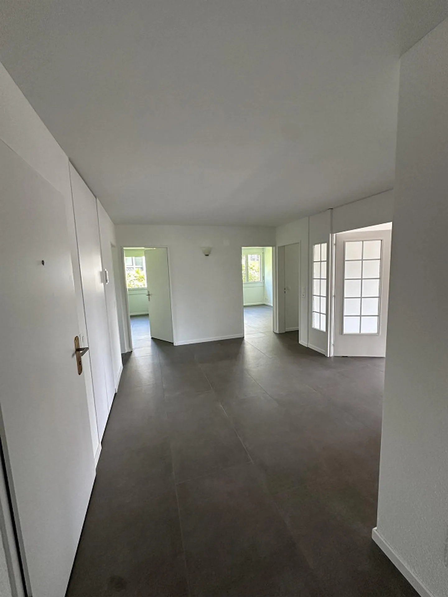 Attractive Living with a View in Lucerne - Photo 23 of 26