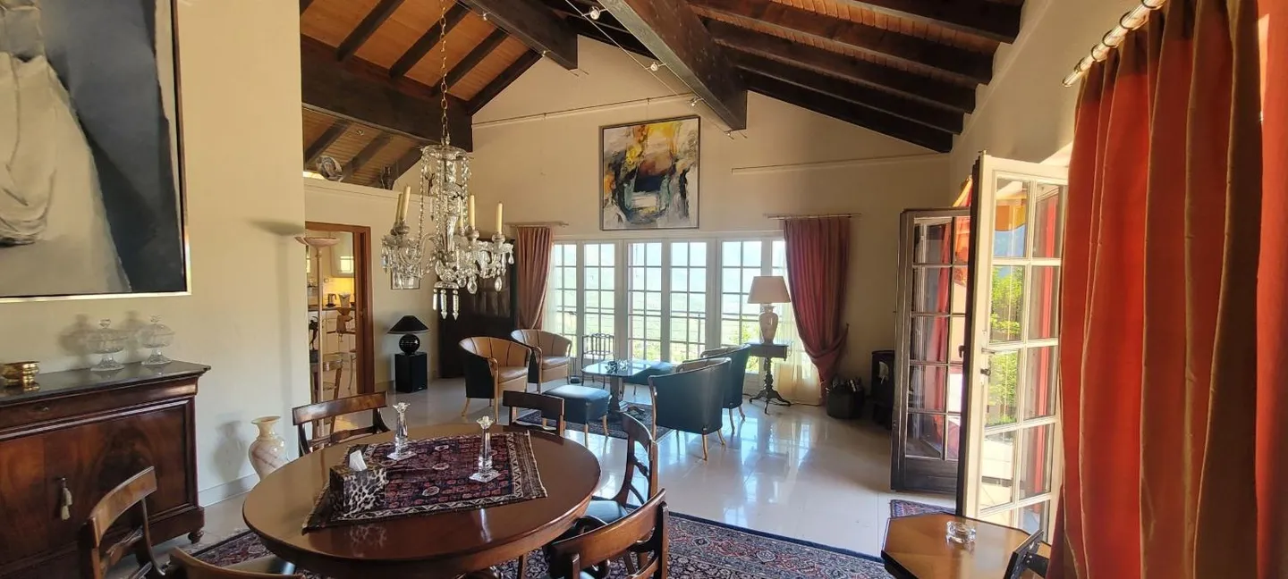 Chalet magnifique avec 5,5 pièces, 426 m2, avec vue imprenable à Mollens - Photo 1 sur 12